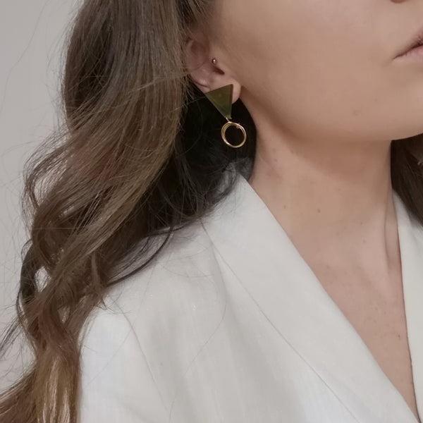 Green acrylic and gold vermeil hoop deco earrings model