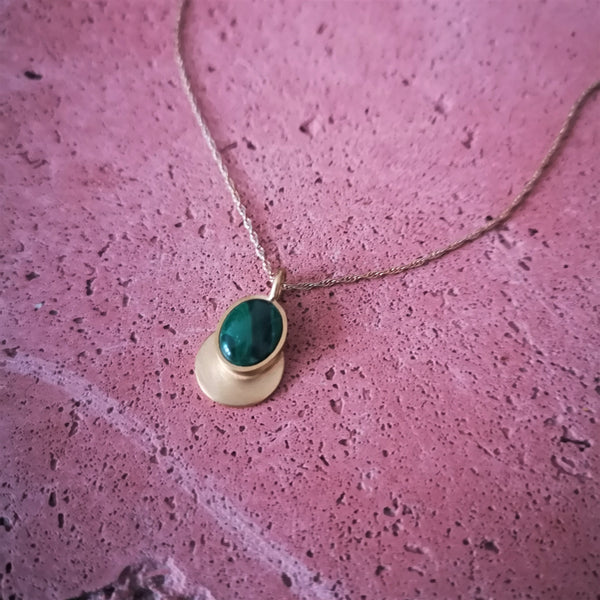 Oval Gemstone Pendant Necklace - Malachite